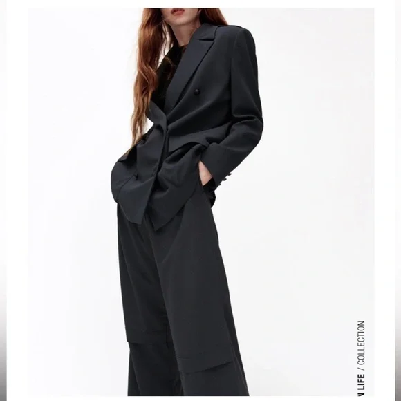 ZARA • Military Style Double-Breasted Jacket with Eppaulettes - Picture 2 of 4